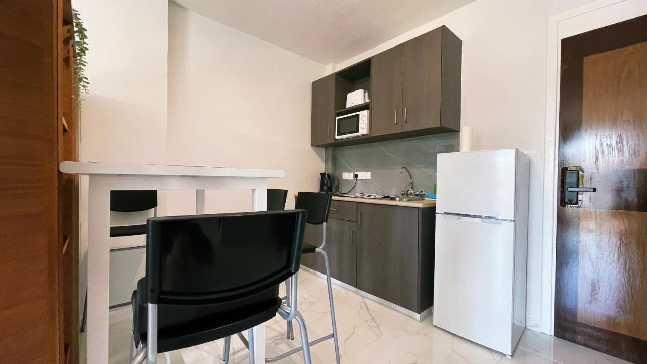 פאראלימני Fotoxenia Luxury Apts מראה חיצוני תמונה