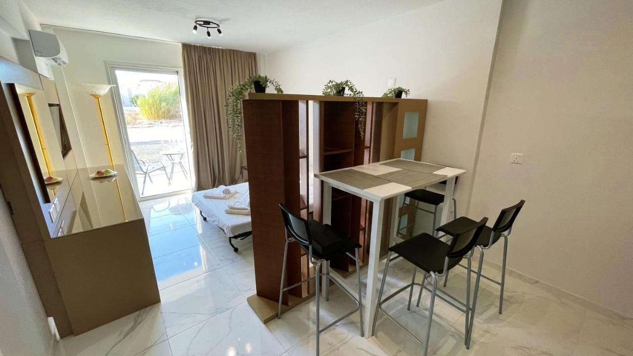 פאראלימני Fotoxenia Luxury Apts מראה חיצוני תמונה